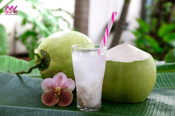 Có bầu uống nước dừa được không - Lợi ích thế nào? 