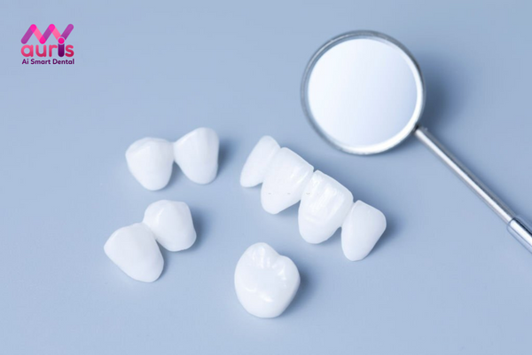 Khắc phục 2 răng cửa không đều bằng cách bọc răng sứ