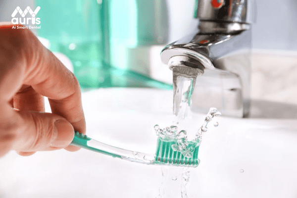 Sử dụng những loại kem đánh răng giúp giảm ê buốt