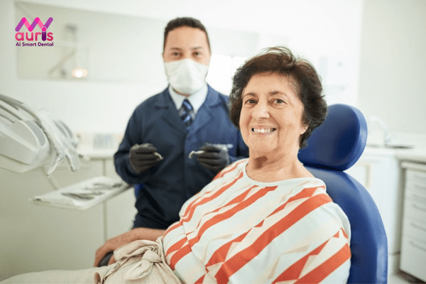 Trồng răng Implant cho người già? Nên hay không nên?