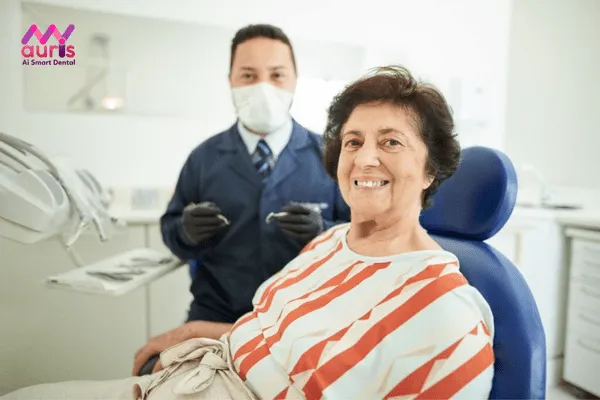 Trồng răng Implant cho người già? Nên hay không nên?