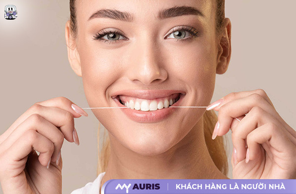 cách dùng chỉ nha khoa khi niềng răng