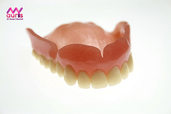 Bảng giá làm răng giả tháo lắp bằng hàm nền nhựa dẻo
