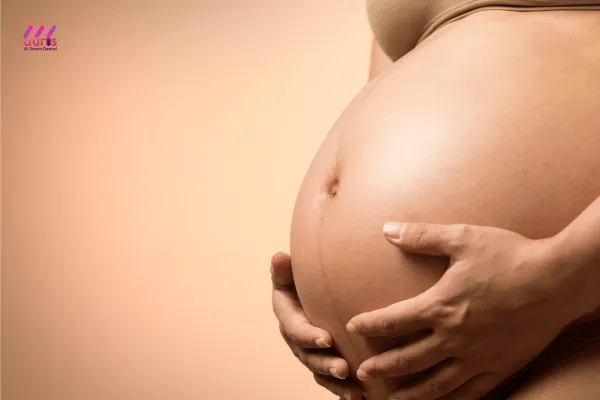 Đường đen ở giữa bụng - Dấu hiệu mang thai bé gái 