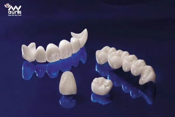 Cách chọn trồng răng sứ bằng màu răng sứ cercon ht phù hợp nhất 
