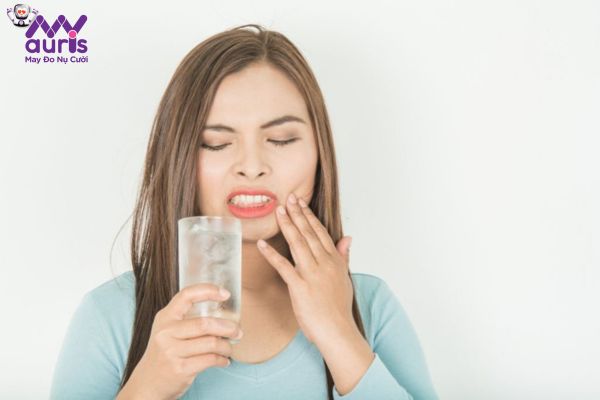 Tại sao xuất hiện tình trạng bọc răng sứ xong uống nước lạnh bị buốt?