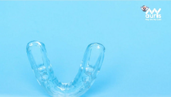 hàm niềng răng silicon