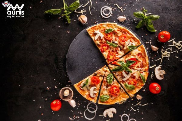 Giải đáp 1 miếng pizza bao nhiêu calo?