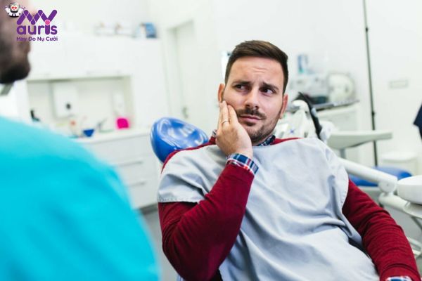 Bọc răng sứ cho vị trí răng cửa có gây đau nhức không?