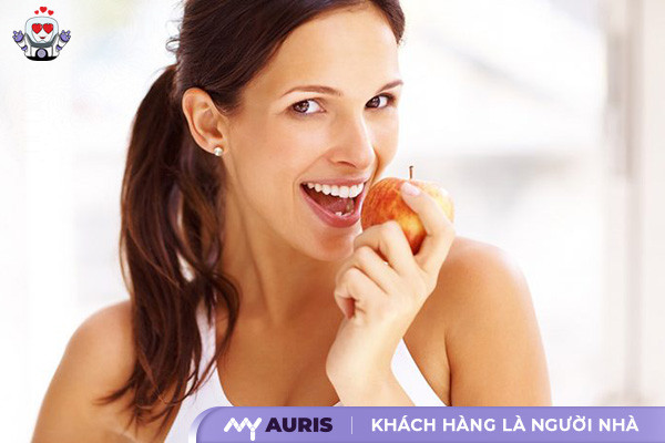 Bọc răng sứ bao lâu thì ăn uống bình thường