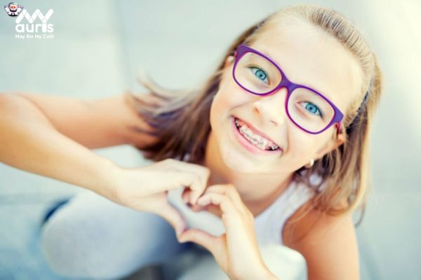 Những lợi ích khi thực hiện niềng răng đúng thời điểm cho bé