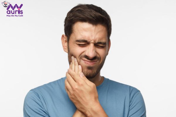 Một vài biến chứng nếu trồng răng Implant tại nơi không uy tín 