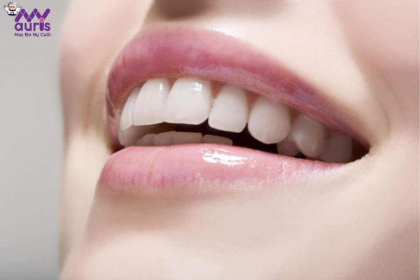 Lựa chọn răng sứ cần dựa vào giới tính và độ tuổi 
