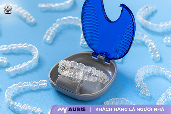 niềng răng trong suốt,niềng trong suốt,niềng răng invisalign có hiệu quả không,niềng răng trong suốt có hiệu quả không,niềng răng trong suốt mất bao lâu,khay niềng trong suốt,niềng răng invisalign nhược điểm