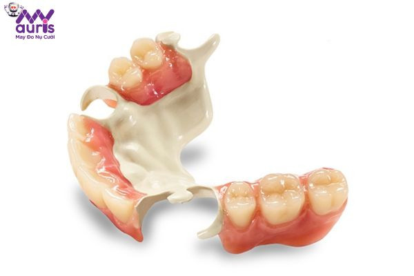 Hàm giả tháo lắp cho răng số 7
