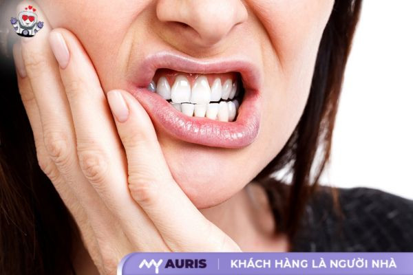 biểu hiện sau khi bọc răng sứ,sau khi bọc răng sứ