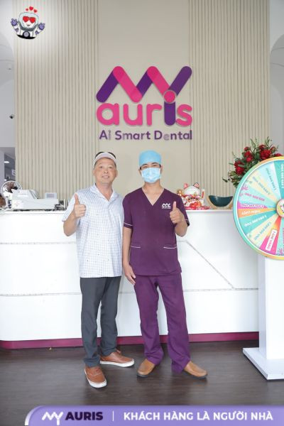 giá làm răng sứ Implant