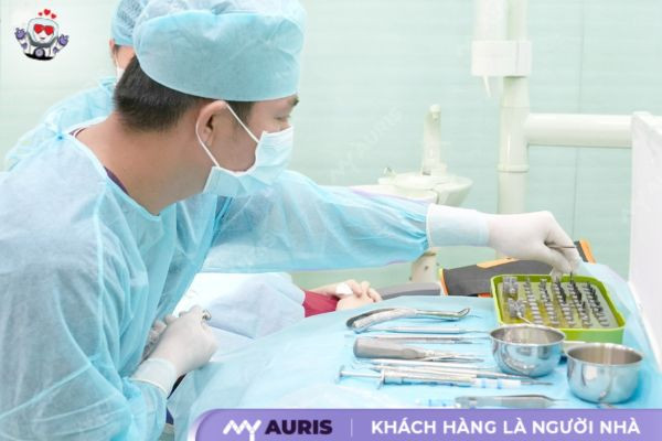 cách trồng răng sứ giả tốt nhất