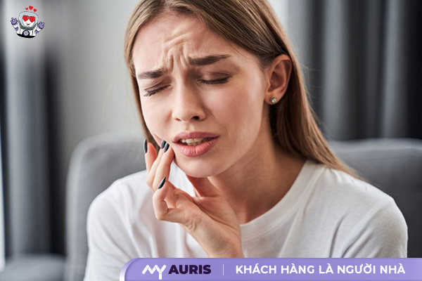 răng sứ bị lung lay, răng sứ lung lay, răng bọc sứ bị lung lay