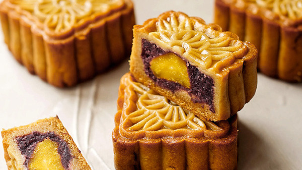 bánh trung thu bao nhiêu calo