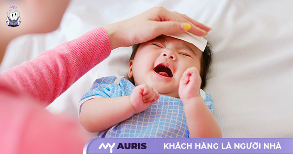 có nên tắm khi bị sốt