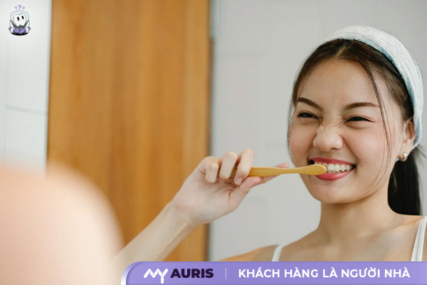 đau răng có ăn được thịt bò không,đau răng ăn thịt bò được không