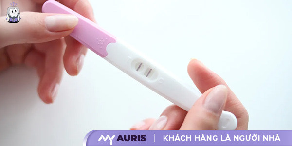 nhìn cổ tay biết có thai
